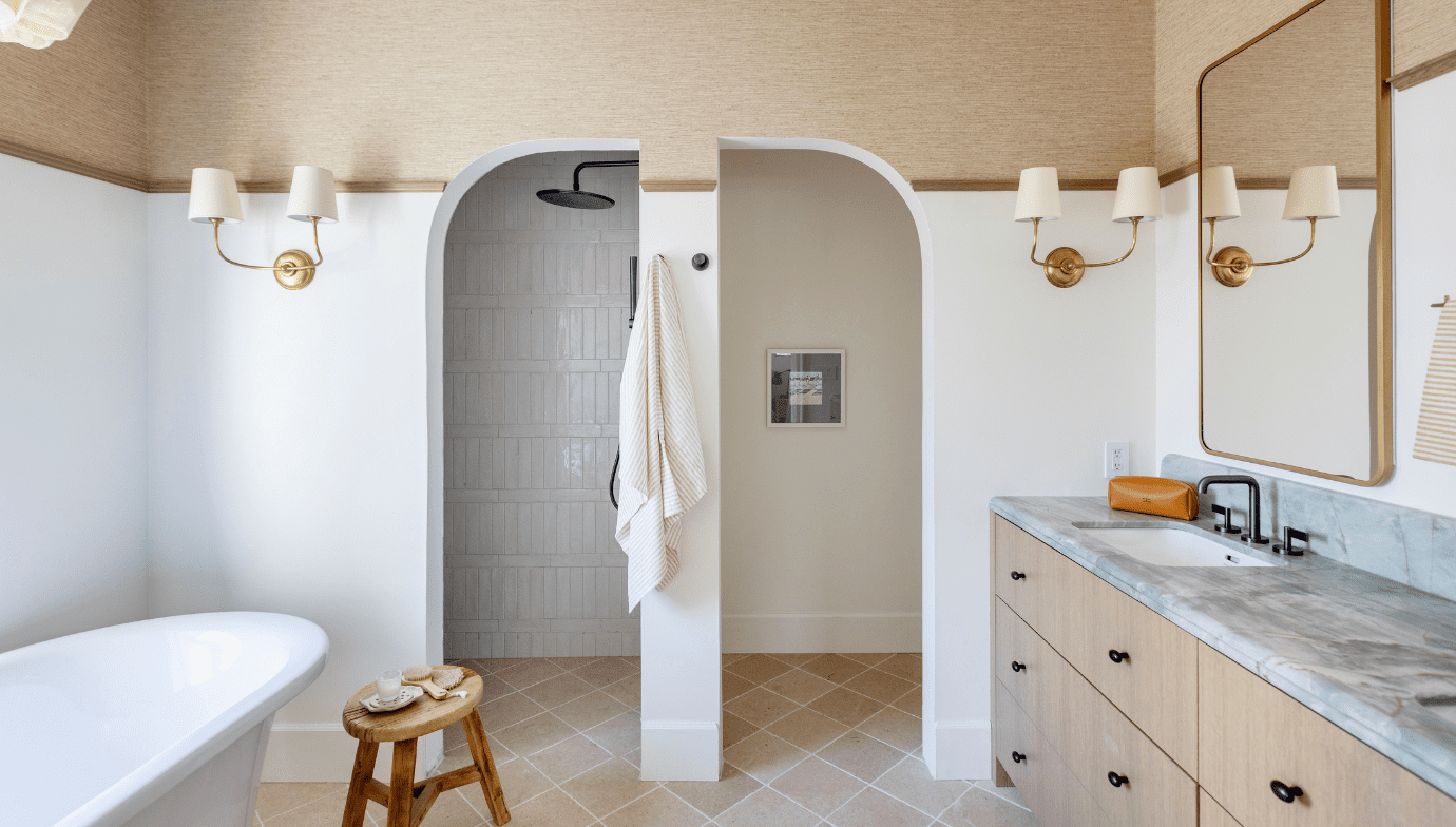 Custom Home Ensuite · La Maison